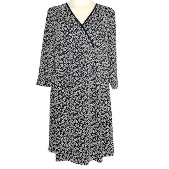 Motherhood‎ Maternity Dress M Tan Black Floral Faux Wrap Pullover Size Medium - Picture 1 of 8